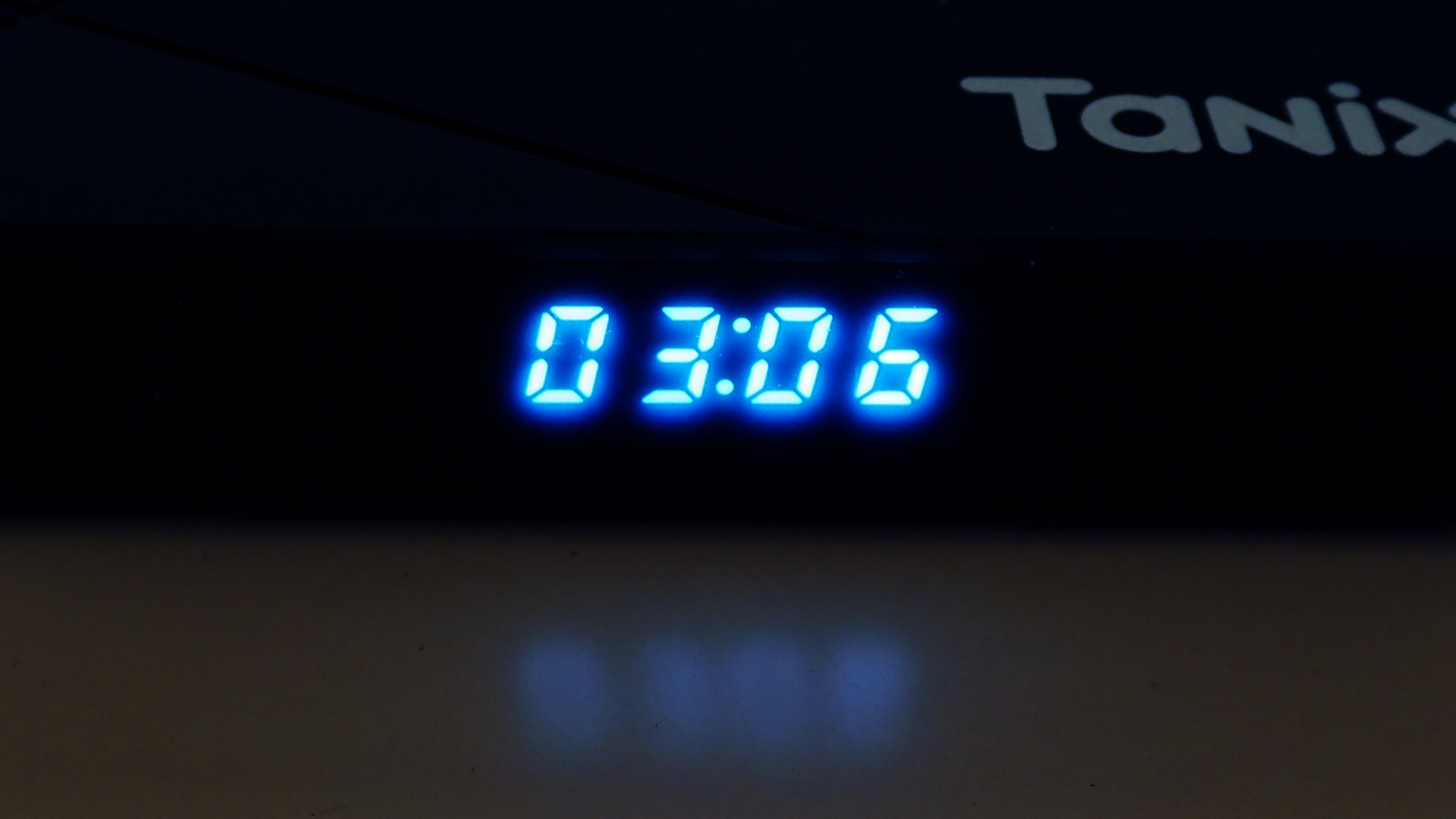 Tanix TX5 Clock Tanix TX5 Clock