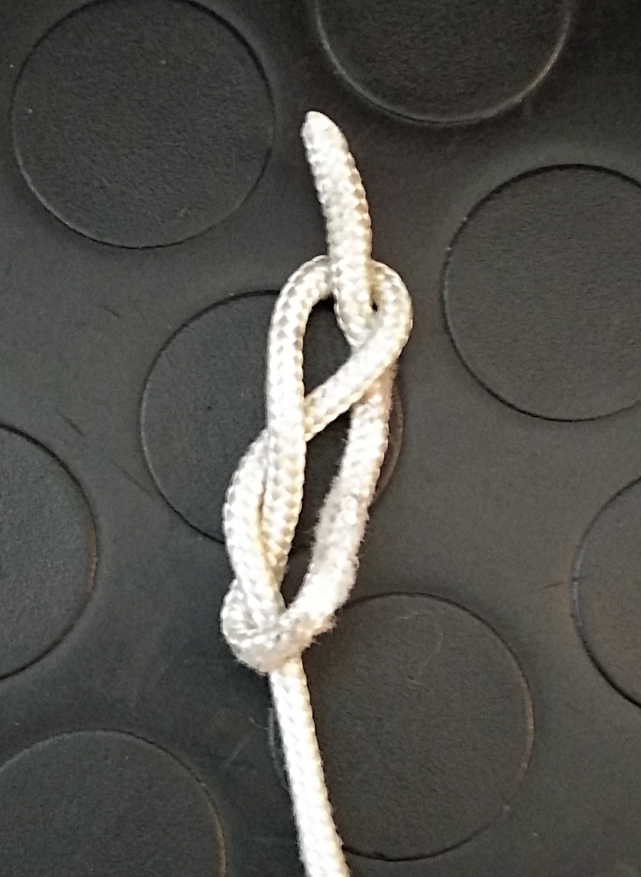 Nodo sulla corda avviamento a strappo