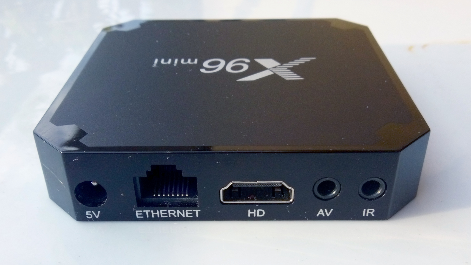 doc:appunti:hardware:amlogic:x96mini-ports1.jpg