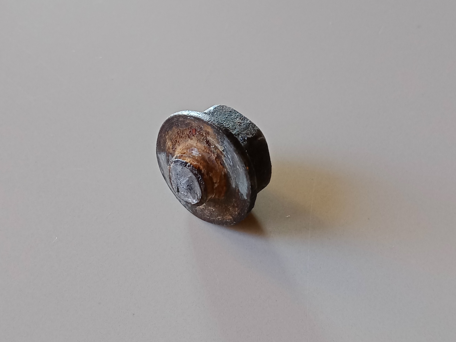 The broken bolt head