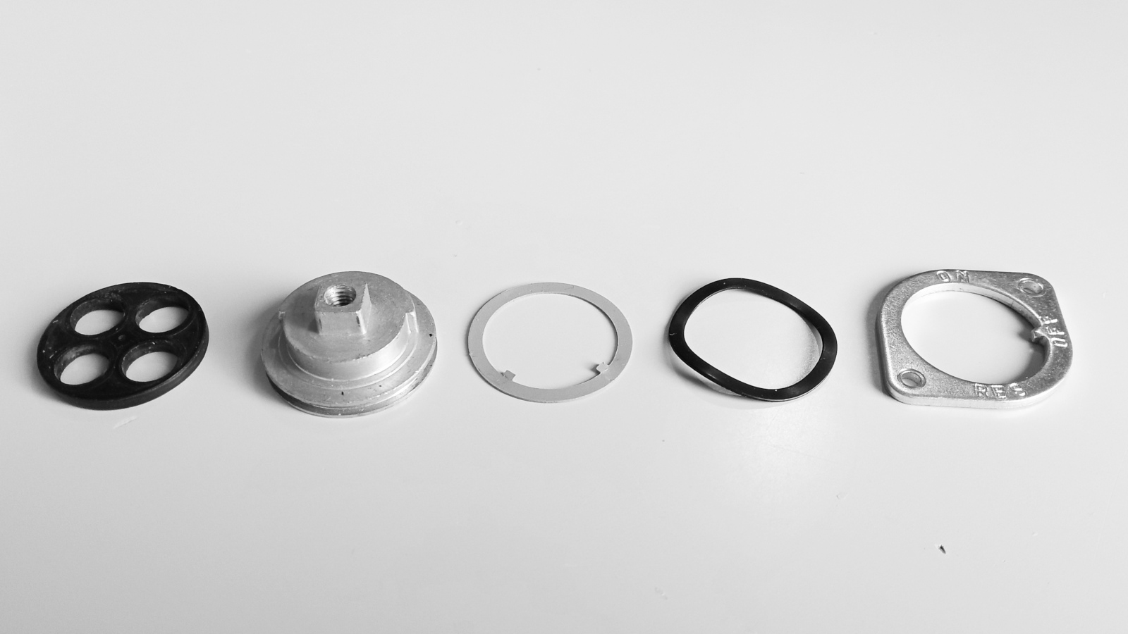 Petcock assembling order