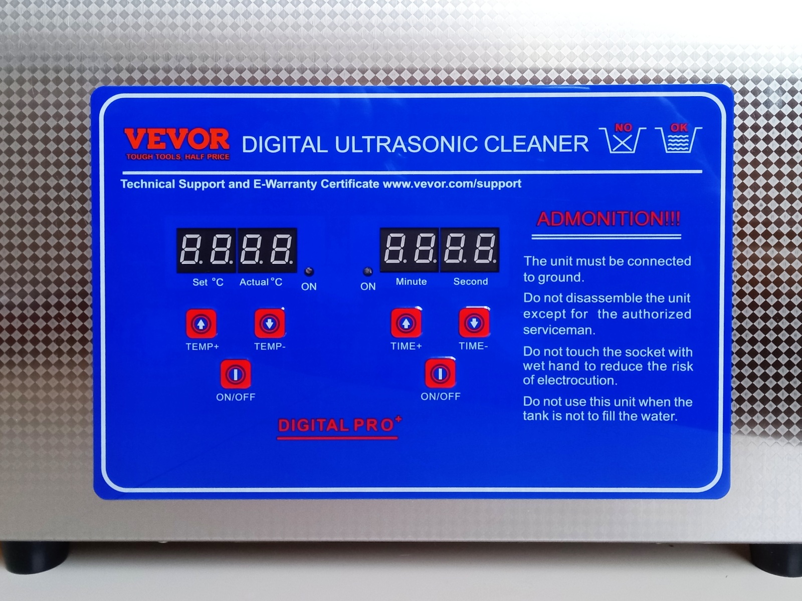 Vevo ultrasonic cleaner: the panel